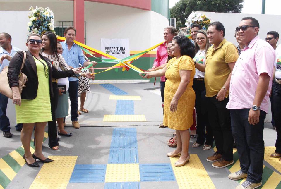 Câmara Municipal presente em inauguração do prédio do CREAS