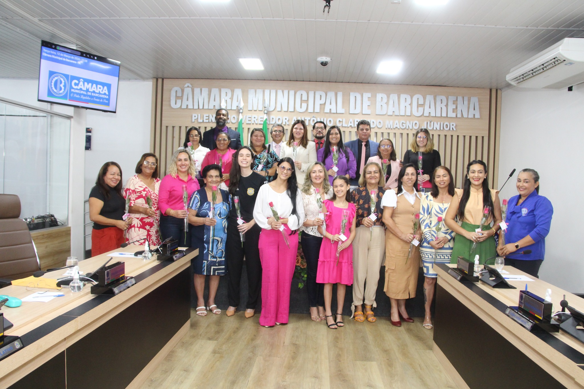 Sessão Solene em homenagem ao Dia Internacional das Mulheres